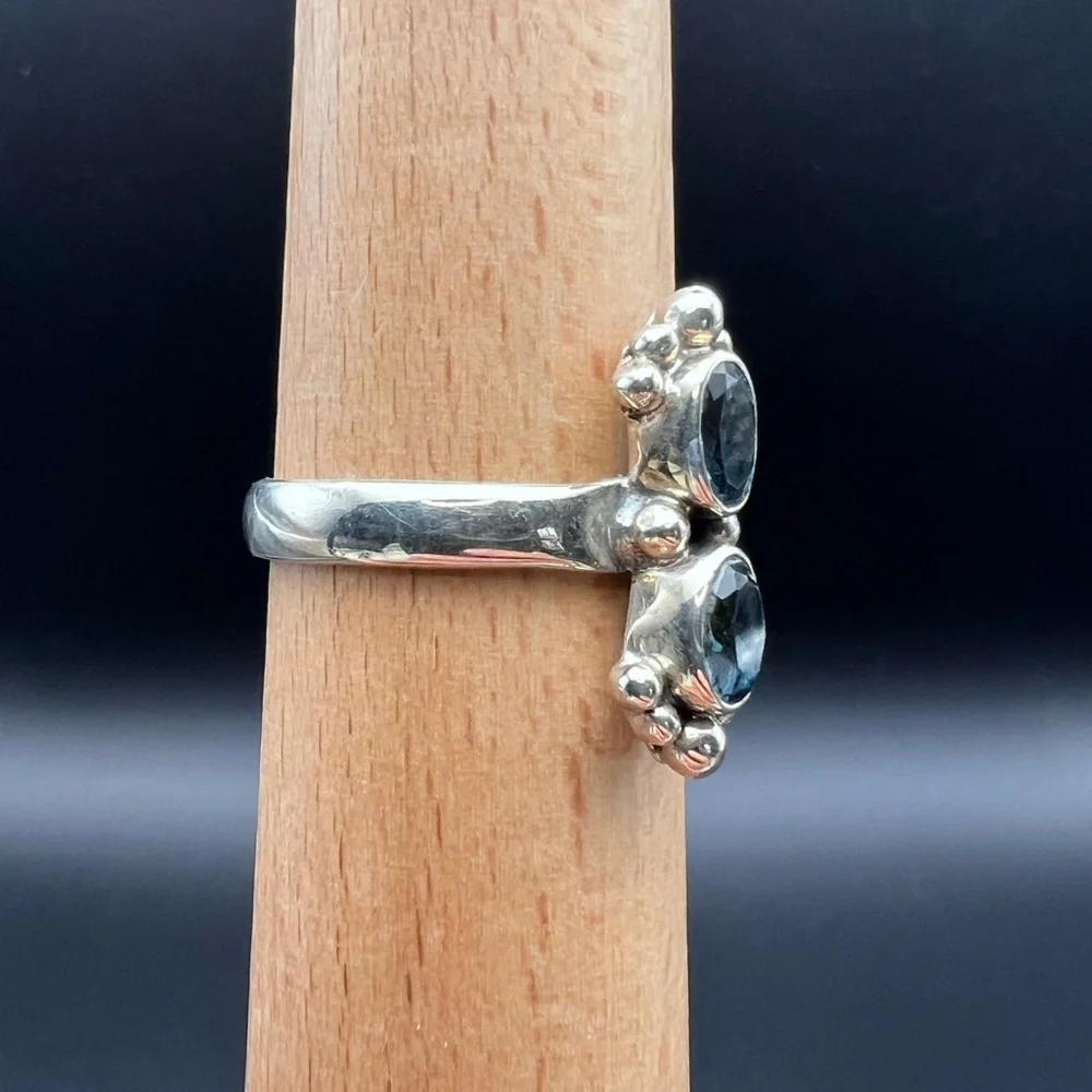 Sterling Silver London Blue Topaz Ring - Picture 2 of 7